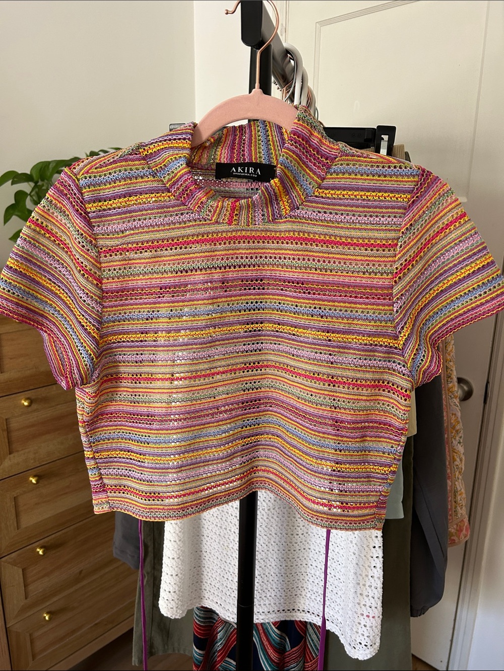 Akira Lacey Collared Top. Size Large. Tie back. PTP 18”.